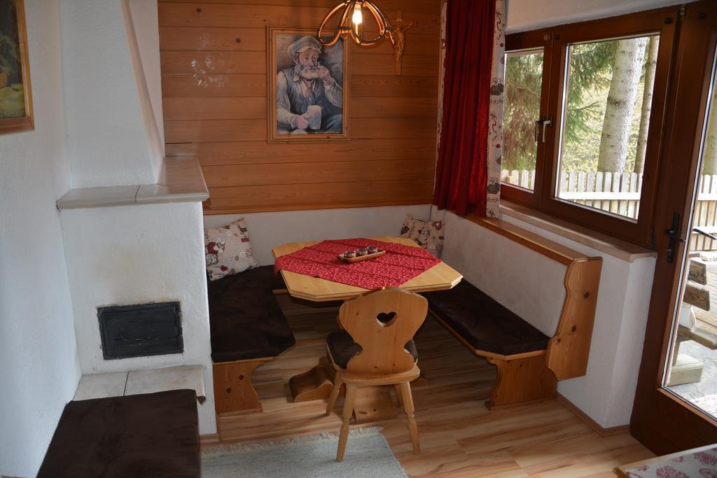 Ferienwohnungen Unterluimes Telfes im Stubai Exterior photo